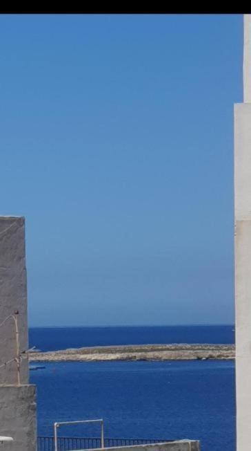 Centre Point Comfort Apartment St. Paul's Bay Exterior foto